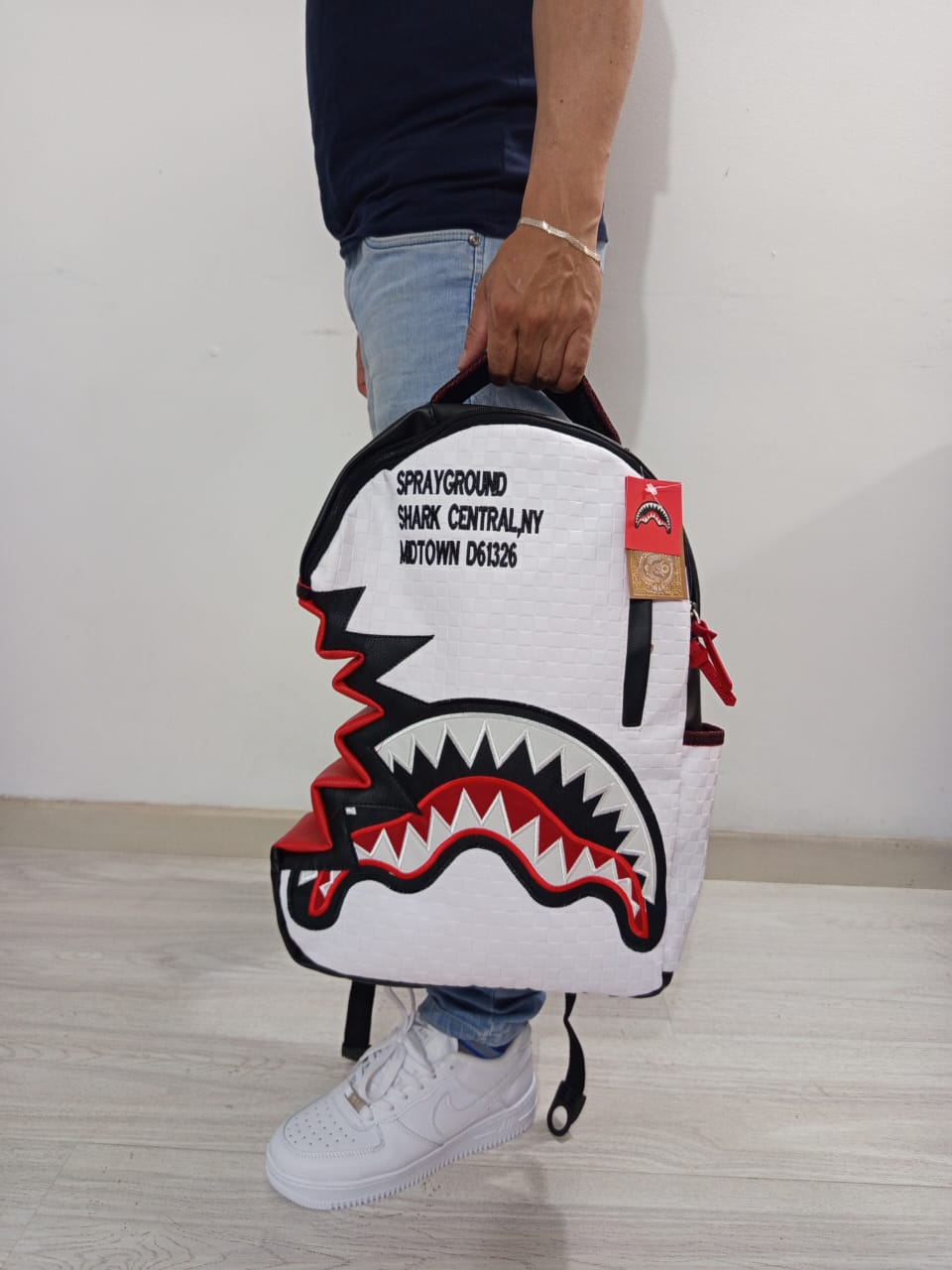 Sprayground mordisco